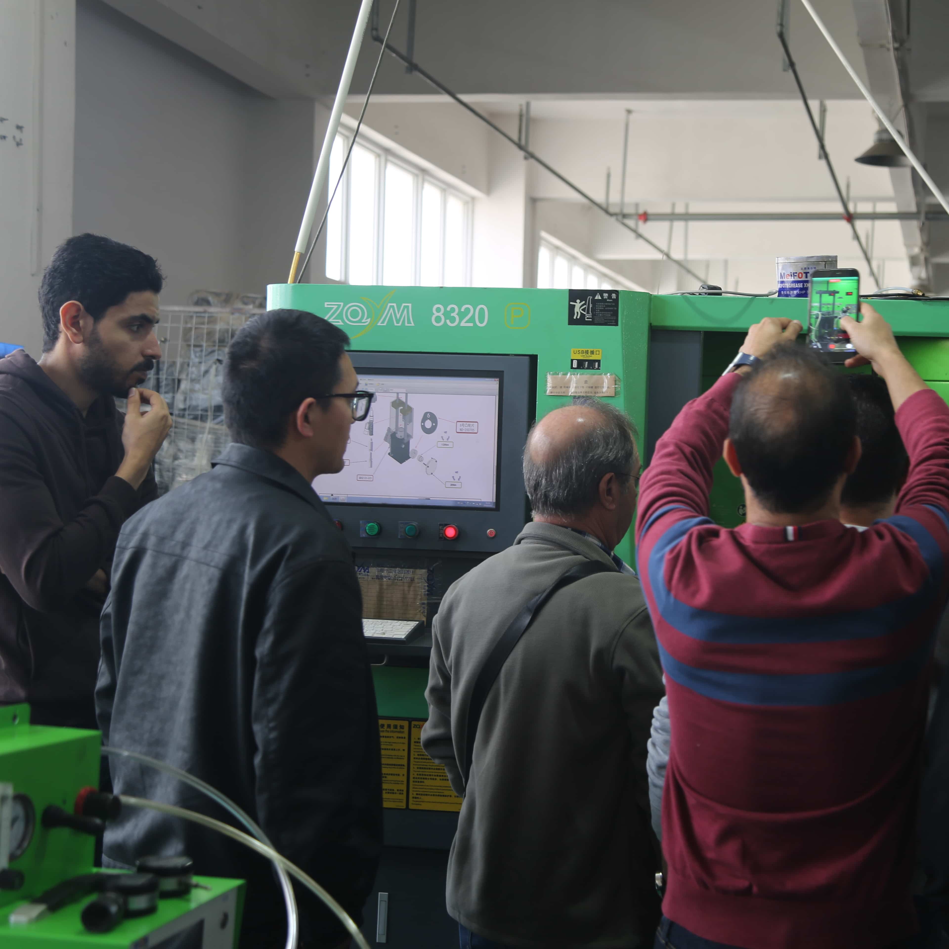 Egyptian clients visited our company for inspection and learning - Image 2